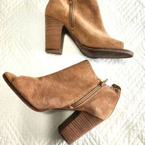 Lucky brand suede lotisha studded peep toe shoes